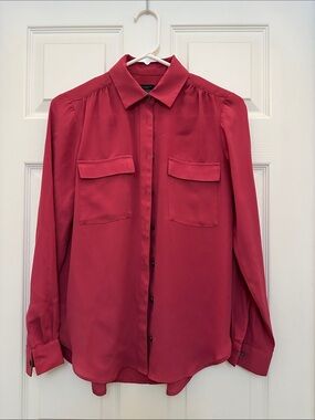Button-Up Long-Sleeve Shirt
